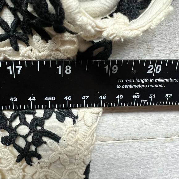 Talbots Dress Womens 8 Cream Black Floral Chevron Crochet Overlay Church Career - Picture 9 of 10